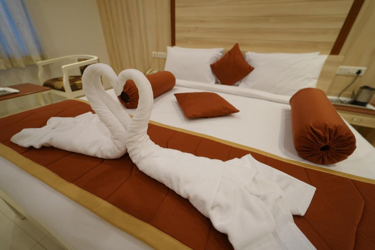 Hotel Palmyra Grand Inn Тирунелвели Экстерьер фото