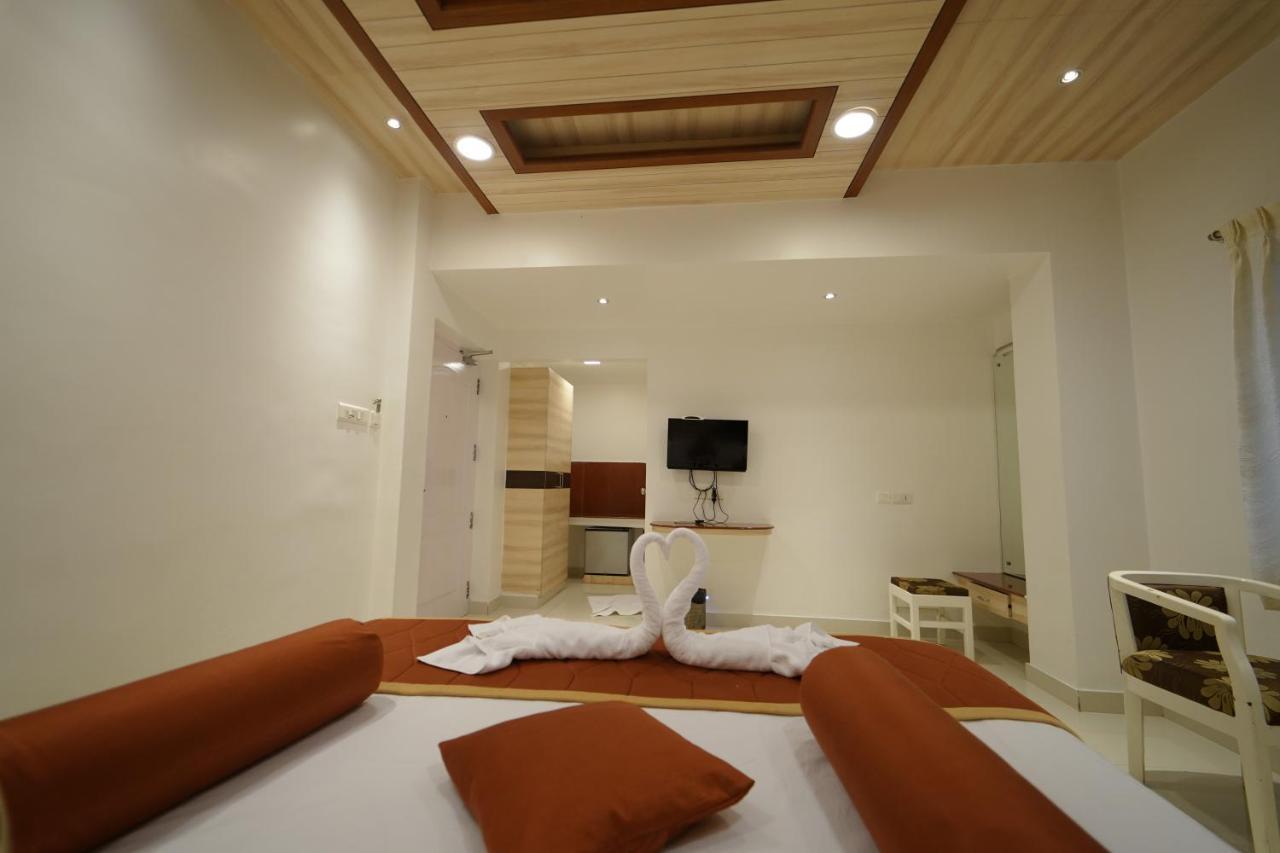 Hotel Palmyra Grand Inn Тирунелвели Экстерьер фото