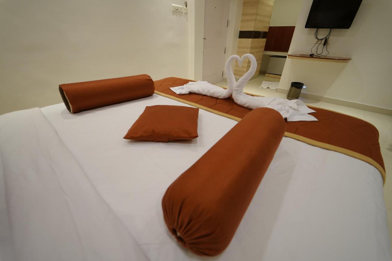 Hotel Palmyra Grand Inn Тирунелвели Экстерьер фото