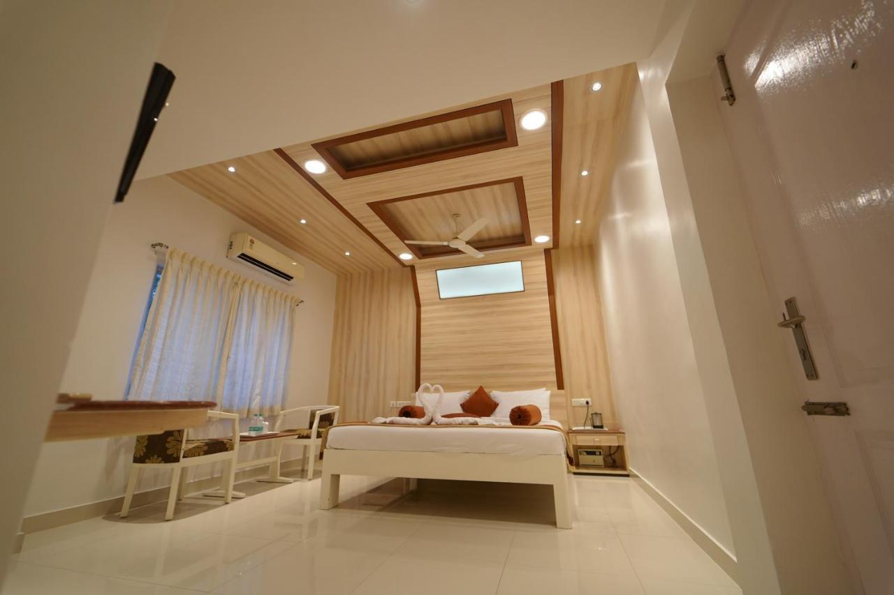Hotel Palmyra Grand Inn Тирунелвели Экстерьер фото