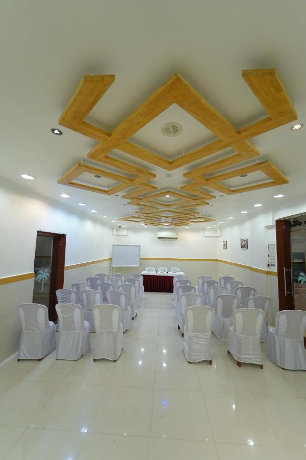 Hotel Palmyra Grand Inn Тирунелвели Экстерьер фото